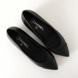 Chanel Pumps